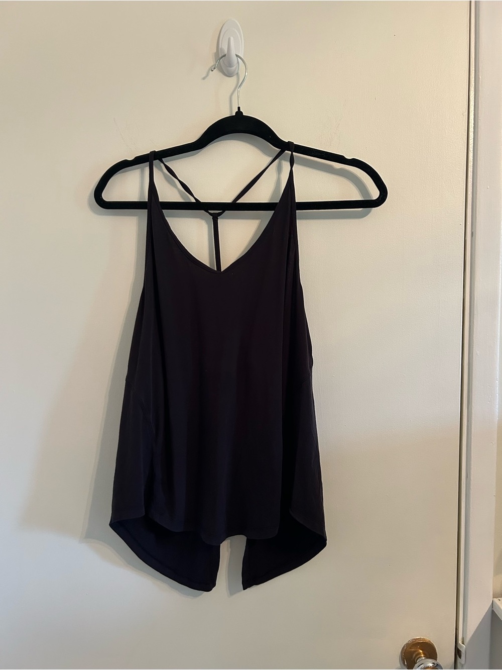 Lululemon Women's Black Strappy V-Neck Tank Top